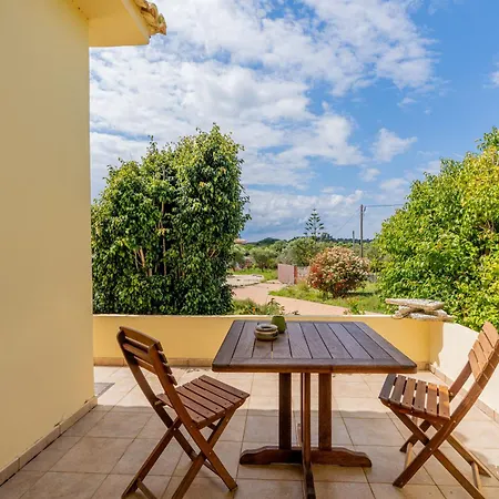 Marilena Sea View Mantzavináta