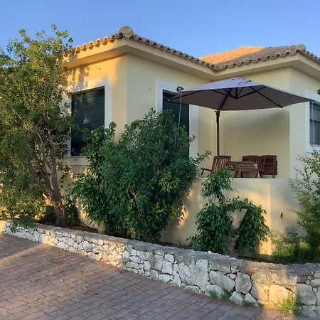 Villa Marilena Sea View *
